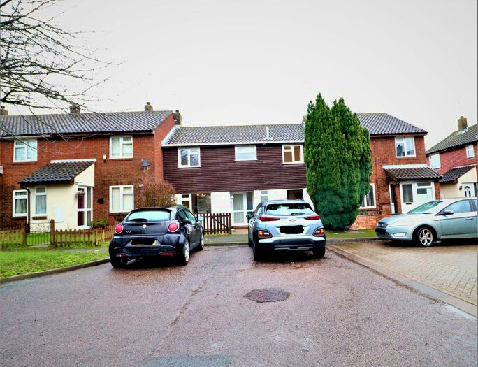 4 Bedroom Terraced House To Rent In Old Ash Close, Kennington, Ashford TN24