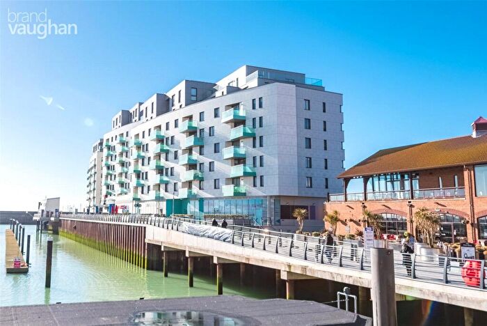 2 Bedroom Flat To Rent In The Boardwalk, Brighton Marina Village, Brighton, East Sussex, BN2