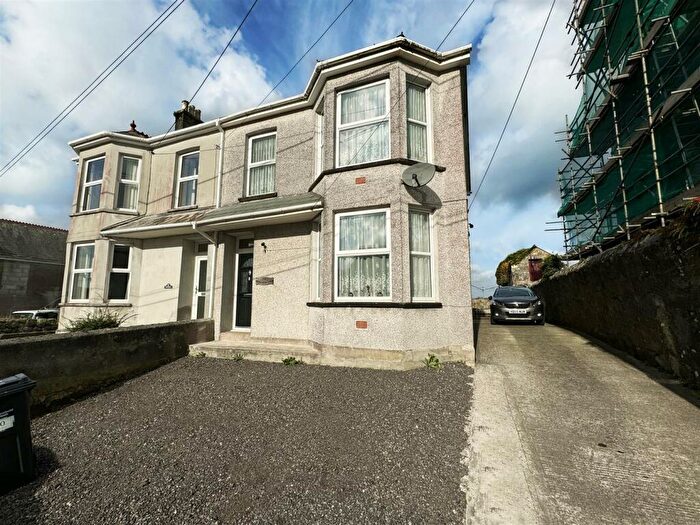 3 Bedroom House For Sale In Wellington Road, St. Dennis, St. Austell, PL26