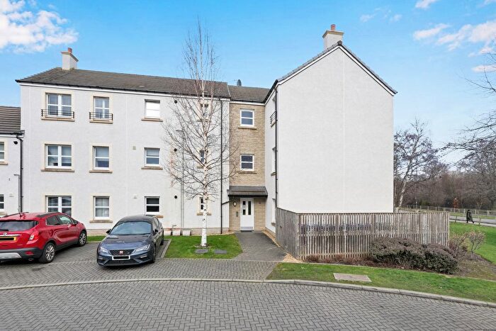 2 Bedroom Flat For Sale In B, Thorny Crook Crescent, Dalkeith, EH22