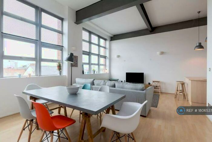 Studio To Rent In Great Hampton Street, Birmingham, Jewellery Quarter, B18