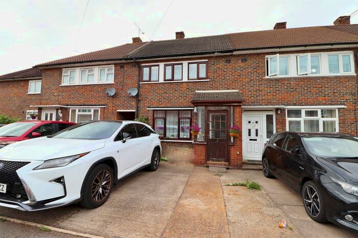 3 Bedroom Property To Rent In Cromwell Road, Borehamwood, WD6
