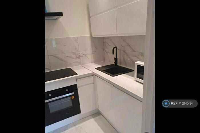 1 Bedroom Flat To Rent In Saint Clement's Street, Oxford, OX4