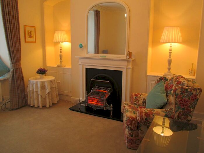 2 Bedroom Ground Flat To Rent In Victoria Road, Torry, AB11