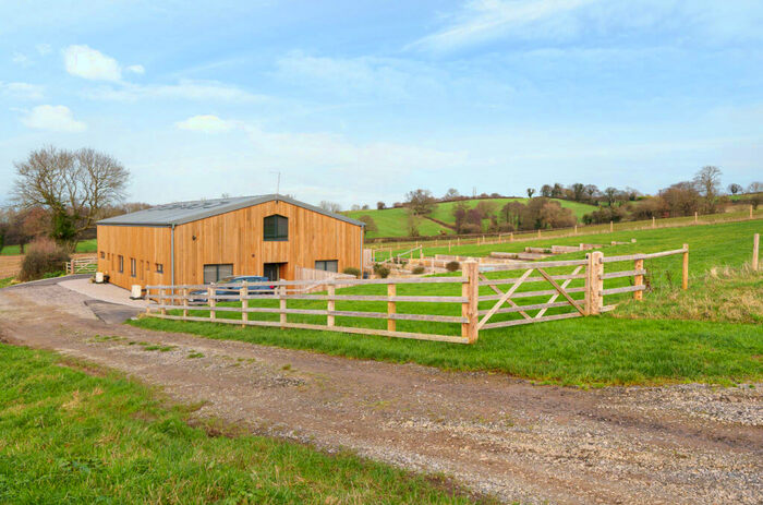 4 Bedroom Semi-Detached House For Sale In Taits Hill, Stinchcombe, Dursley, Gloucestershire, GL11