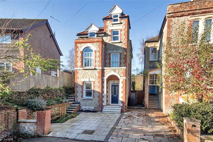 4 Bedroom Detached House For Sale In Holmesdale Road, Sevenoaks, Kent, TN13