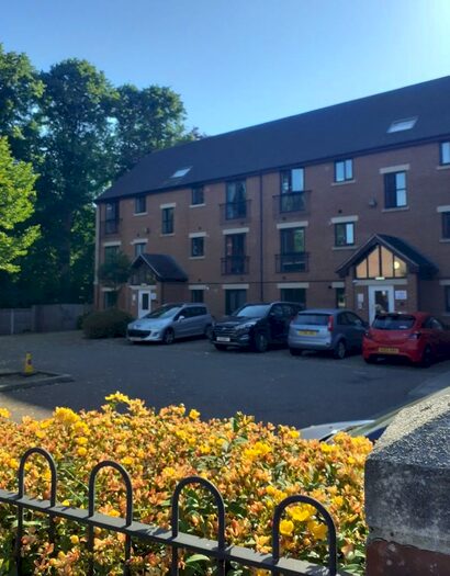 2 Bedroom Ground Flat To Rent In Cygnet Court, Spalding, Lincolnshire, PE11