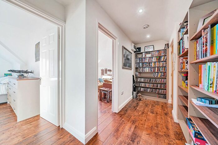 1 Bedroom Flat For Sale In Florence House, Beacon Road, Chatham, Kent., ME5