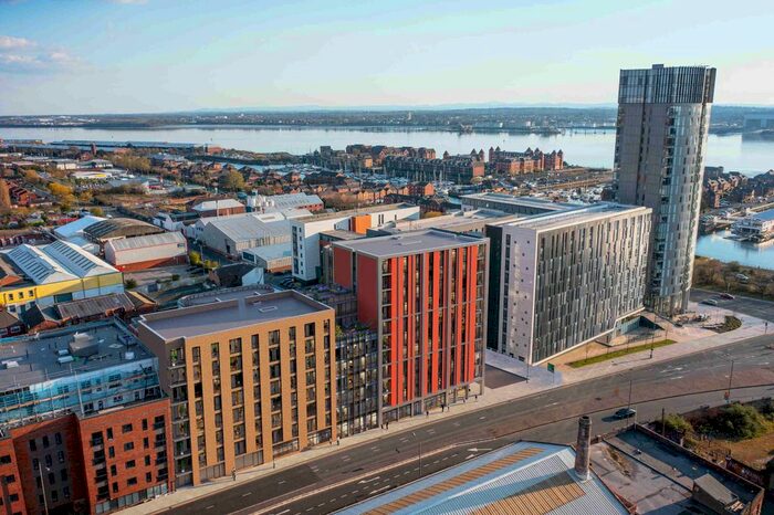 2 Bedroom Flat For Sale In The Summit, Liverpool Baltic Triangle, Liverpool, L8