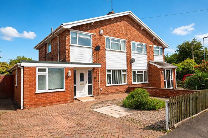 4 Bedroom Semi-Detached House For Sale In Carlton Avenue, Saltney, Chester, CH4