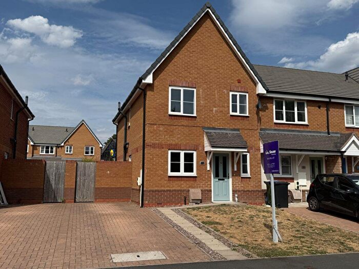 3 Bedroom Terraced House To Rent In Chester Road, Cradley Heath, B64
