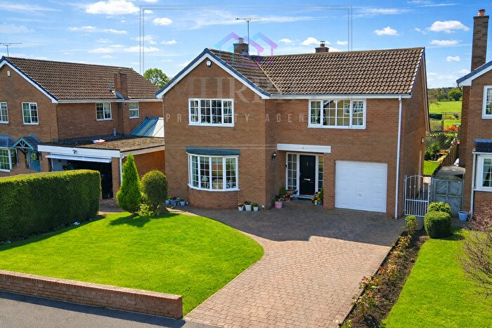 4 Bedroom Detached House For Sale In Manor Close, Kirk Smeaton, Pontefract, West Yorkshire, WF8