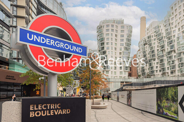 2 Bedroom Apartment To Rent In Prospect Way, Wilshire House, SW11