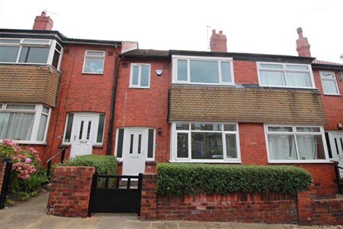 3 Bedroom Terraced House To Rent In Hough Lane, Bramley, LS13