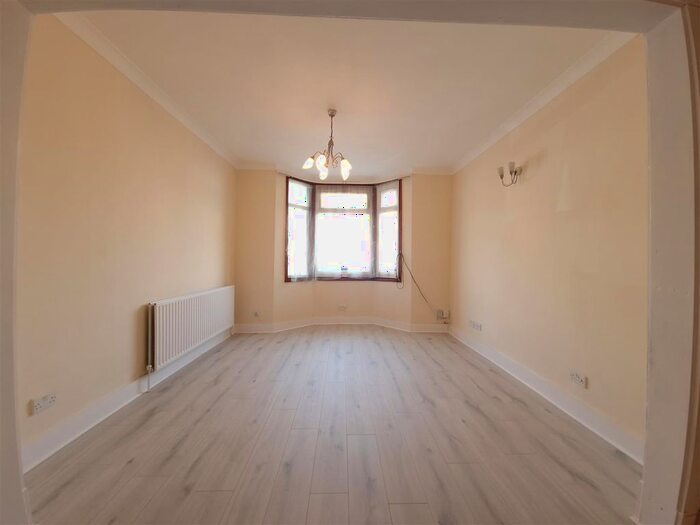 3 Bedroom Terraced House To Rent In Randolph Road, Southall, UB1