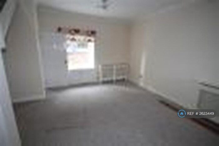 2 Bedroom Semi-Detached House To Rent In Bell Street, Airdrie, ML6