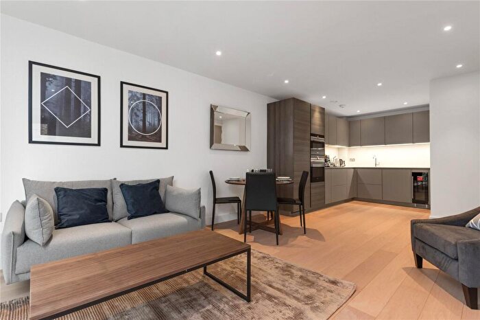 1 Bedroom Apartment To Rent In Featherstone Street, London, EC1Y