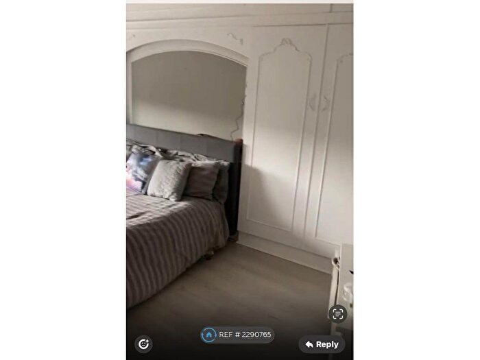 3 Bedroom Flat To Rent In Newmarket Green, London, SE9