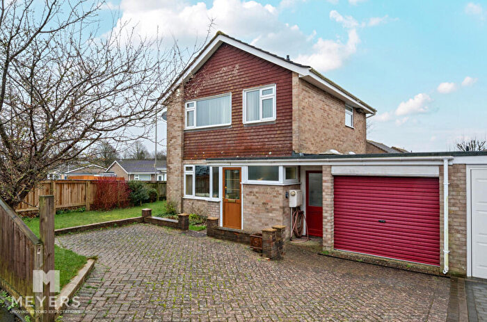 3 Bedroom Detached House For Sale In Augustan Close, Dorchester, DT1