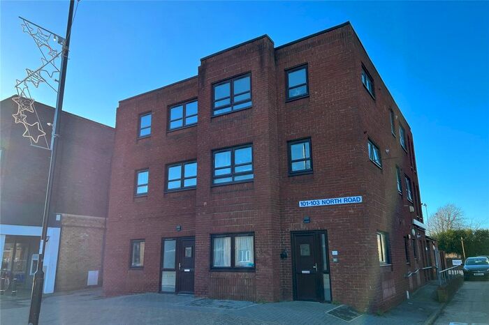 1 Bedroom Flat To Rent In North Road, Lancing, West Sussex, BN15