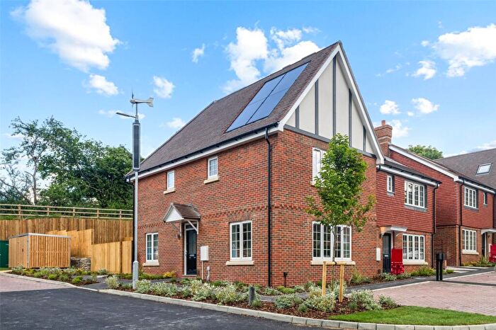 4 Bedroom Semi-Detached House For Sale In Tillingbourne Gardens, Gomshall, Guildford, Surrey, GU5