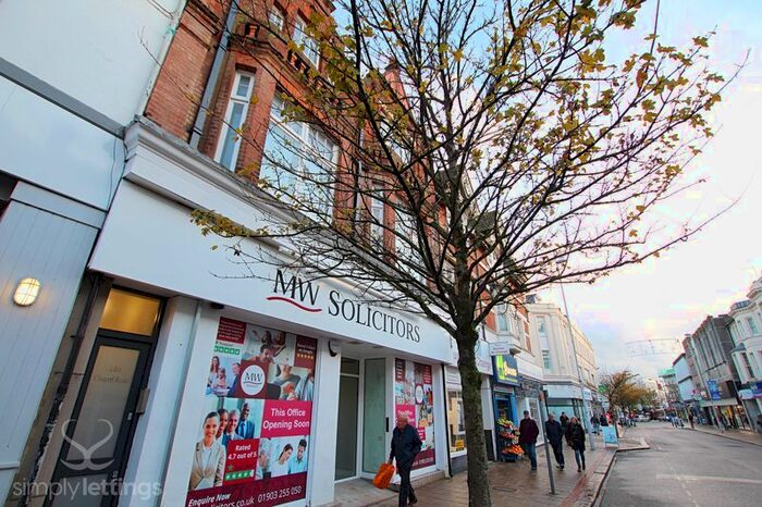 3 Bedroom Maisonette To Rent In Chapel Road, Worthing, BN11