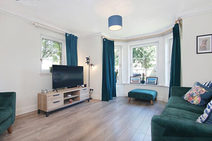 2 Bedroom Flat For Sale In / Powderhall Road, Broughton, Edinburgh, EH7