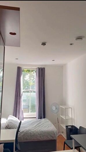 Studio To Rent In Queensborough Terrace, London, W2
