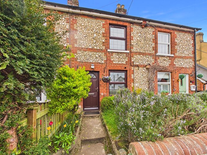 2 Bedroom Terraced House For Sale In The Common, Flackwell Heath, High Wycombe, Buckinghamshire, HP10