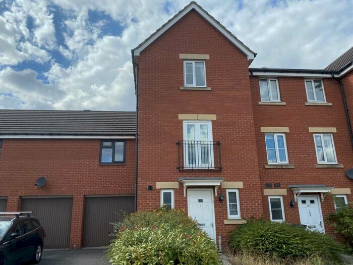 4 Bedroom End Of Terrace House To Rent In Wordsworth Road, Horfield, Bristol, BS7