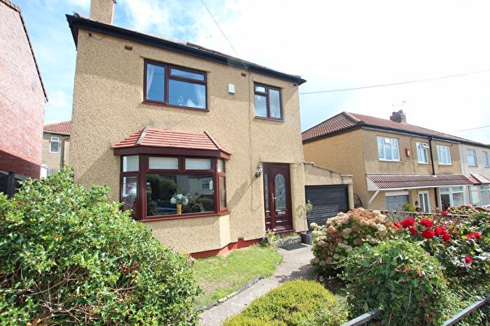 3 Bedroom Detached House For Sale In Neville Road, Kingswood, Bristol, BS15