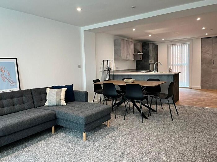 9 Bedroom Semi-Detached House To Rent In Camden Street, Liverpool, L3