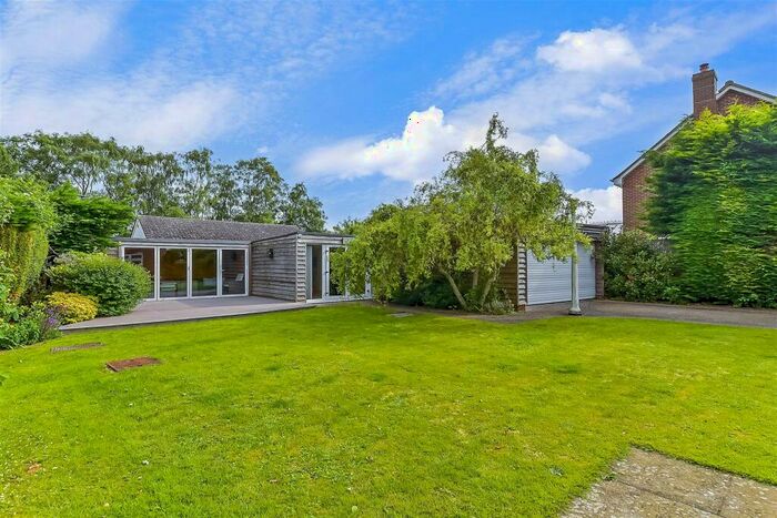 3 Bedroom Semi-Detached House For Sale In Chartway Street, Sutton Valence, Maidstone, Kent, ME17