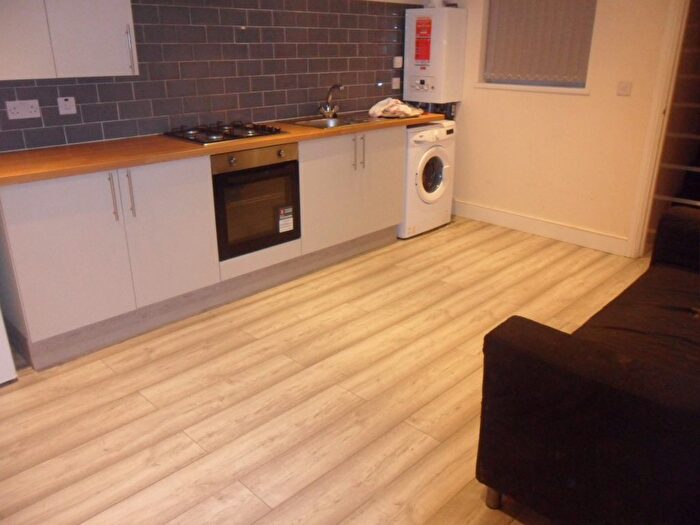 1 Bedroom Flat To Rent In Middleborough Road, Coundon, CV1
