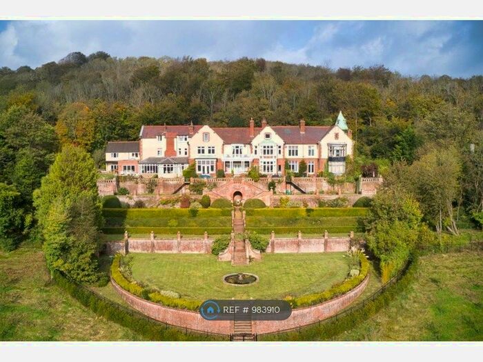 4 Bedroom Terraced House To Rent In Kearsney Court, Temple Ewell, Dover, CT16