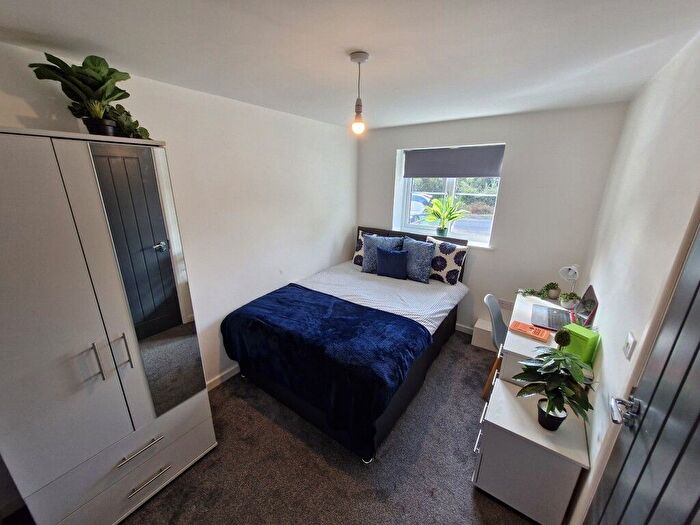 5 Bedroom Semi-Detached House To Rent In Bluebell Road, Eaton, Norwich, NR4