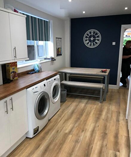 1 Bedroom House Of Multiple Occupation To Rent In Playfair Road, Portsmouth, Hampshire, PO5