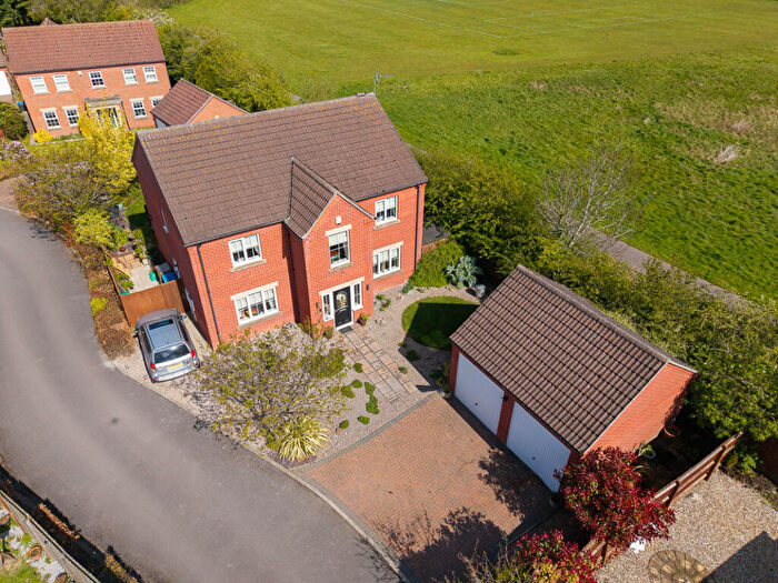 4 Bedroom Detached House For Sale In Horse Chestnut Gardens, Chellaston, DE73