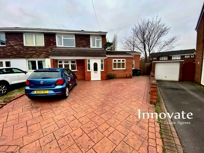 4 Bedroom Semi-Detached House To Rent In Regis Heath Road, Rowley Regis B65