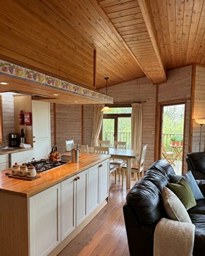 3 Bedroom Lodge For Sale In Watermouth, Berrynarbor, Ilfracombe, EX34