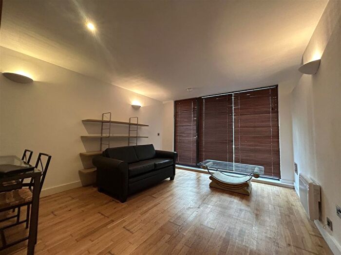 1 Bedroom Flat To Rent In Isaac Way, Manchester, M4