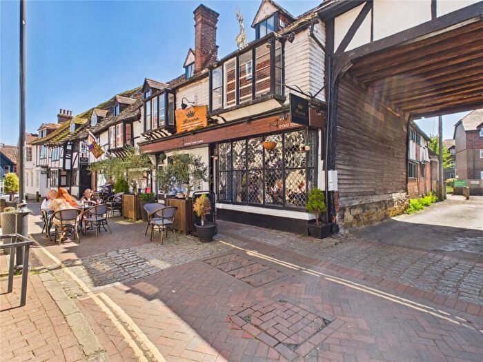 Studio To Rent In High Street, East Grinstead, West Sussex, RH19
