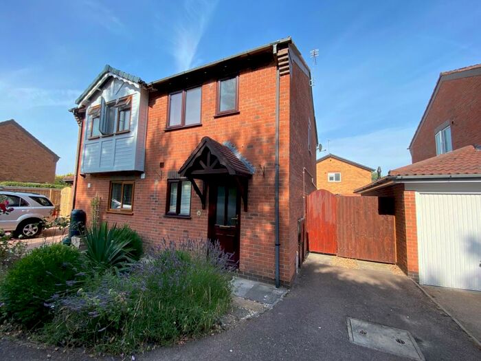 2 Bedroom House To Rent In Carisbrooke Road, Mountsorrel, Leicestershire, LE12