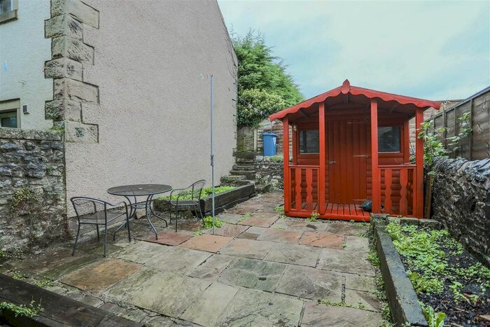 2 Bedroom End Of Terrace House To Rent In Bawdlands, Clitheroe, BB7