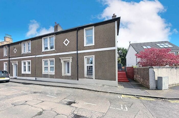 2 Bedroom Flat For Sale In Comely Place, Falkirk, FK1