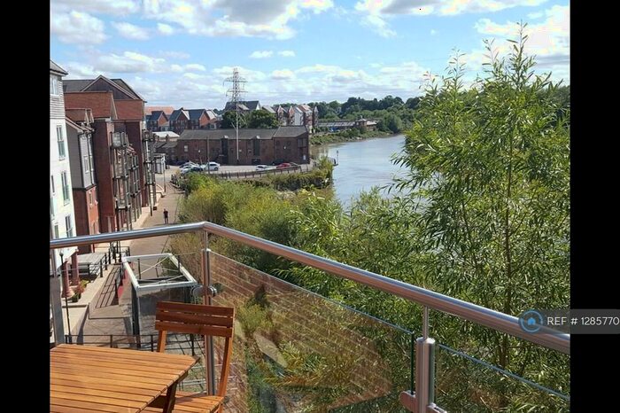 2 Bedroom Flat To Rent In Sealand Road, Chester, CH1