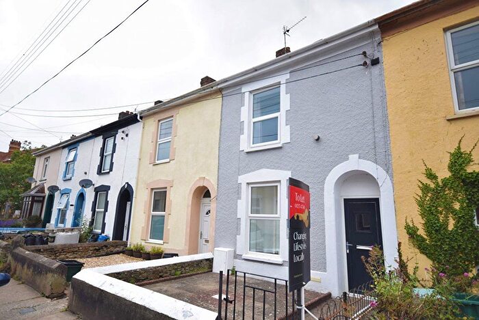 2 Bedroom Property To Rent In Geneva Place, Bideford, EX39