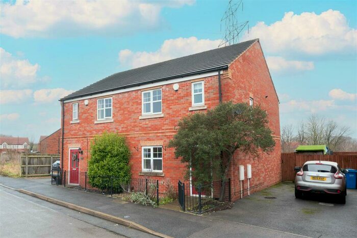 3 Bedroom Semi-Detached House To Rent In Station Road, Hollingwood, Chesterfield, S43