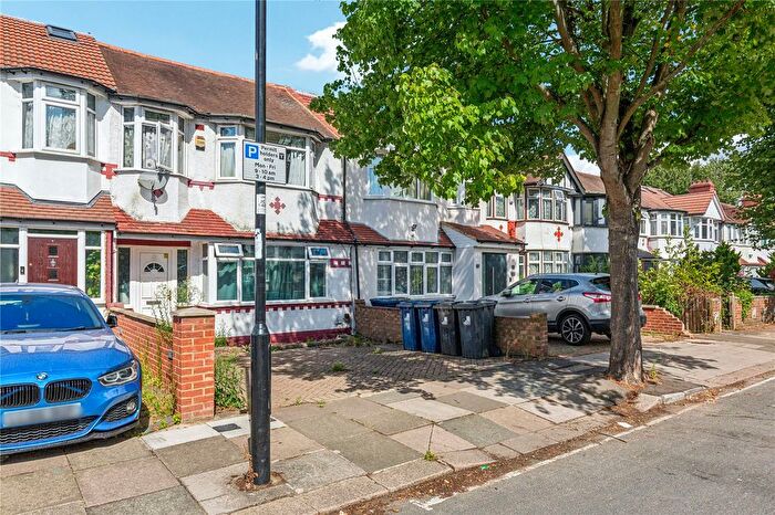 3 Bedroom Terraced House To Rent In Cleveley Crescent, London, W5