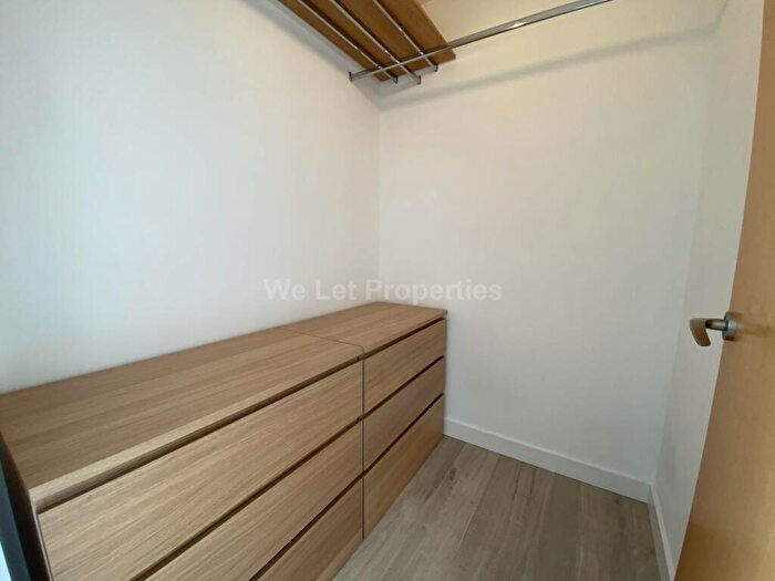 2 Bedroom Apartment To Rent In Rossetti Place, Lower Byrom Street, M3